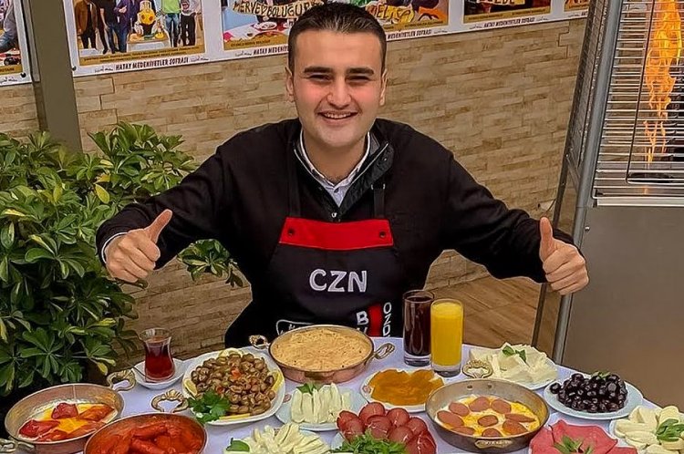 CZN Burak (Burak Özdemir) Kimdir? Nasıl Bu Kadar Ünlü Oldu?