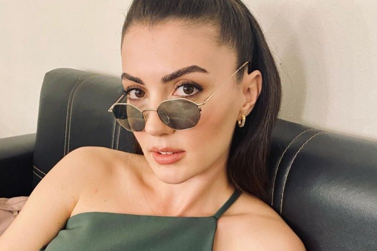 Burcu Özberk Instagram fotoğrafı