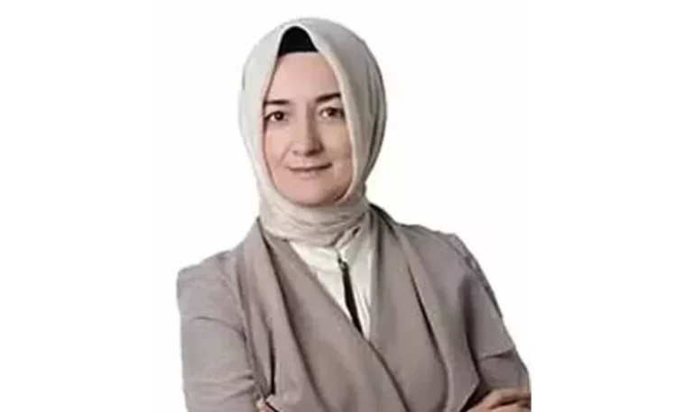 Hümeyra Şahin kimdir?