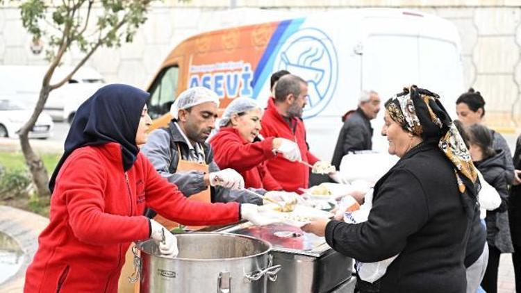 Muratpaşa Komşu Sofrasında ilk ikram