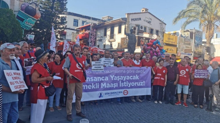 Antalyalı emekliler miting hazırlığında