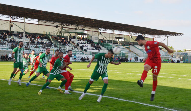 Serik Belediyespor evinde berabere kaldı