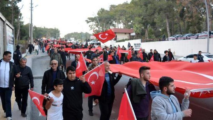 Manavgatta Şehitleri Anma yürüyüşü