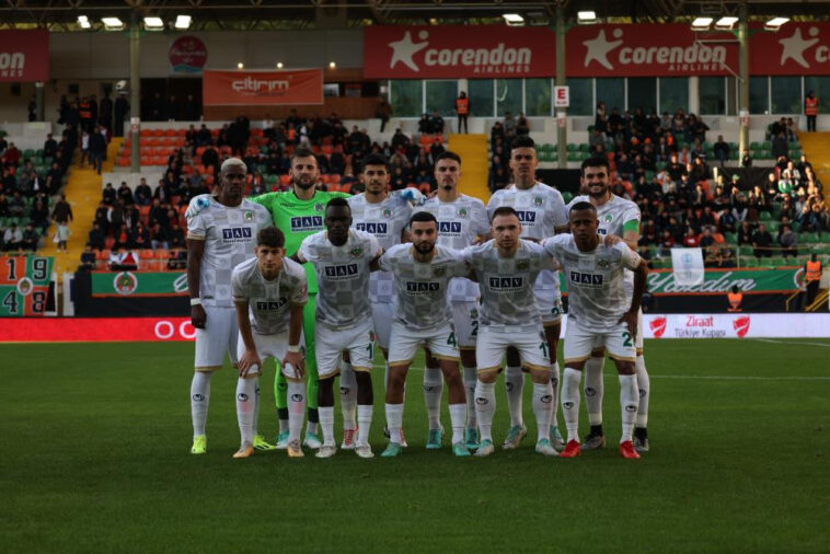 Alanyaspor - Rizespor maçının biletleri satışta