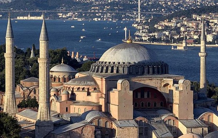 AYASOFYA-İ KEBİR CAMİİ’NDE YENİ DÜZENLEME 15 OCAK’TA BAŞLIYOR