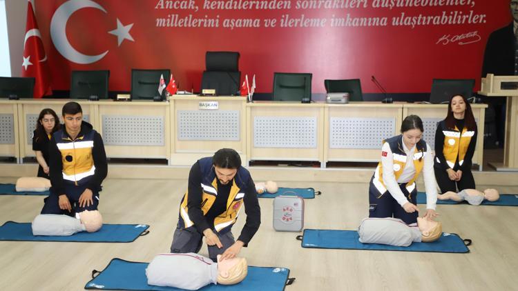 Alanya Belediyesi personeline ilk yardım eğitimi