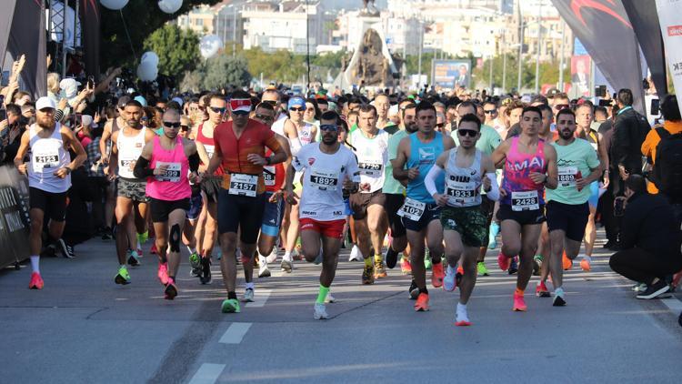 Runtalya Maratonu heyecanla koşuldu