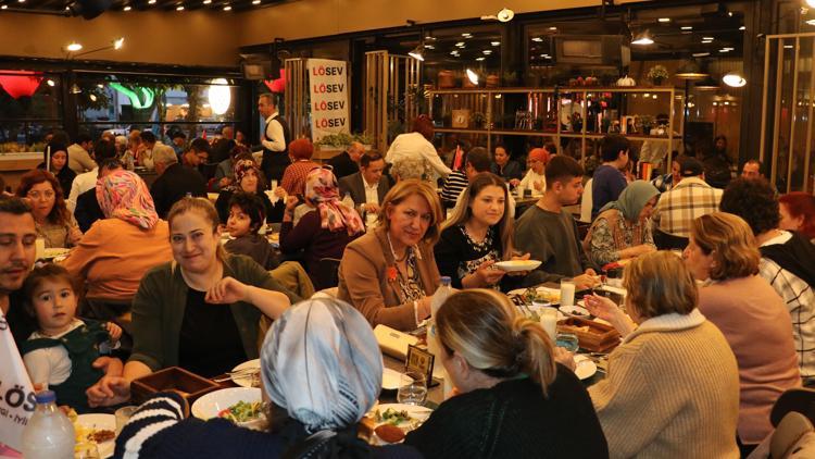 Lösemili çocuklar ve aileleri için iftar