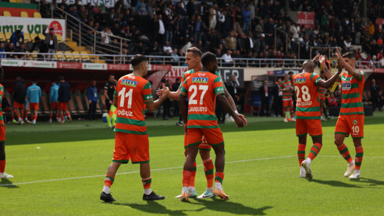 Alanyaspor - Trabzonspor maçının biletleri satışa çıktı