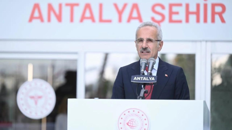 Antalya-Alanya arası 45 dakika olacak