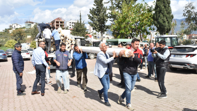 Demre'de yaralar sarılıyor