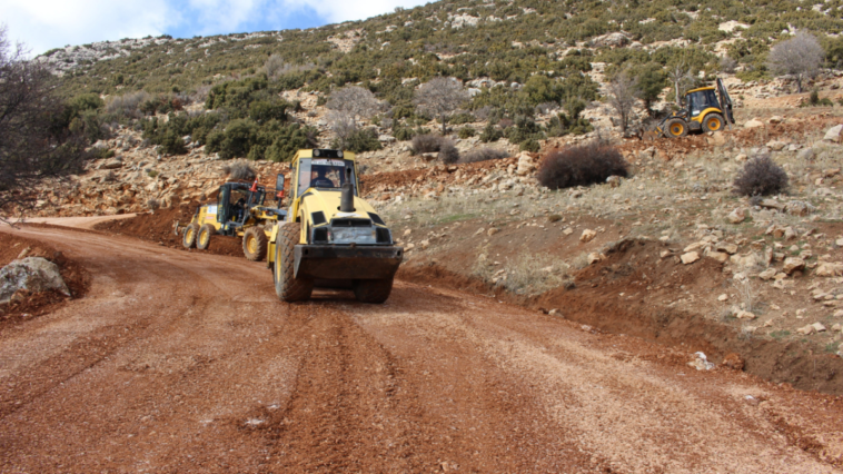 Elmalı'da Bayındır Yayla Yolu yenileniyor