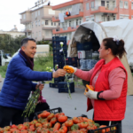 Halkın Doktoru'ndan emekçi kadınlara sürpriz ziyaret