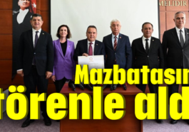 Mazbatasını törenle aldı