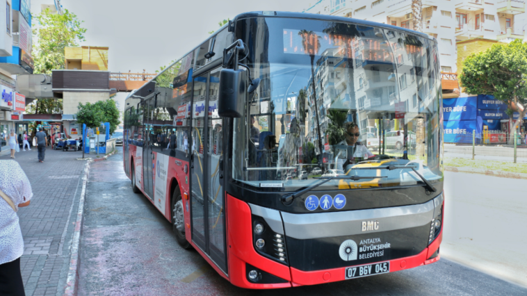 1 Mayıs'ta toplu ulaşım ücretsiz