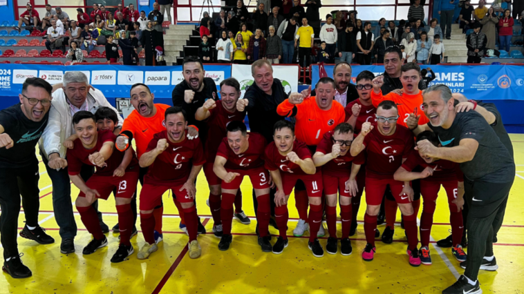 Down Sendrom Futsal Milli Takımı finalde