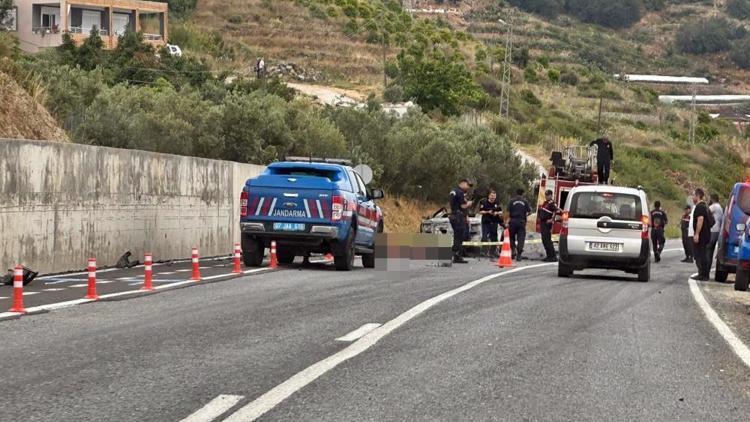 Antalyada alev alan otomobildeki Polonyalı çift hayatını kaybetti