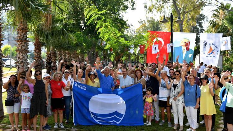 Muratpaşanın tüm plajları mavi bayraklı