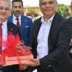 Başkan Uysal, Kepez Belediyesini ziyaret ett