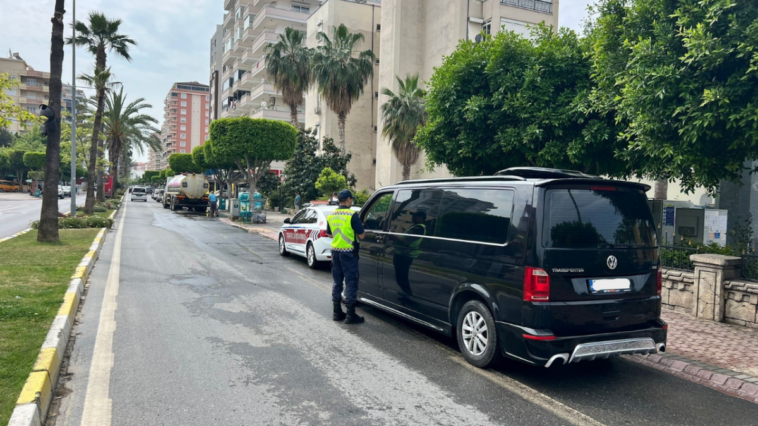 Alanya'da 9 araç trafikten men edildi