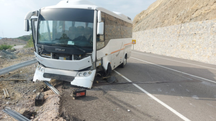 Antalya-Konya yolunda kaza: 2 yaralı