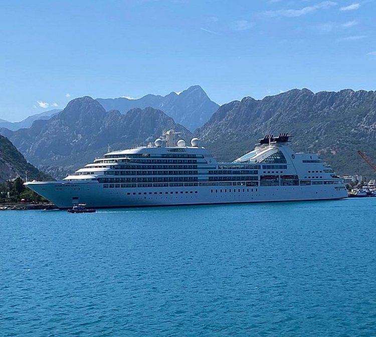 LÜKS YOLCU GEMİSİ SEABOURN QUEST'İ AĞIRLADI