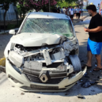 Serik Boğazkent'teki kazada sürücü yaralandı