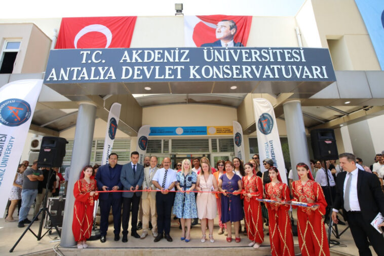 Antalya Devlet Konservatuvarı yeni binasında