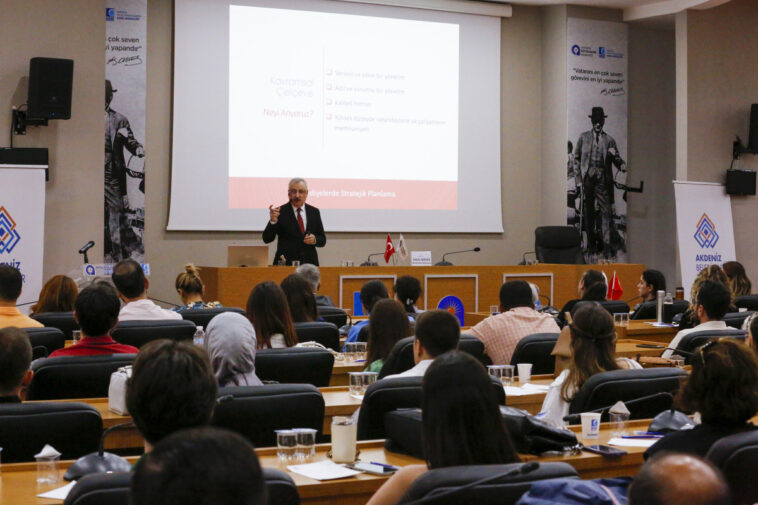 Belediyelere 'Stratejik Planlama' eğitimi