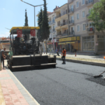 Büyükşehir Korkuteli İstiklal Caddesi'ni yeniliyor