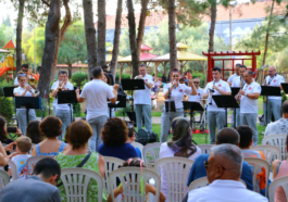 Büyükşehir Orkestrası'ndan DokumaPark'ta muhteşem performans