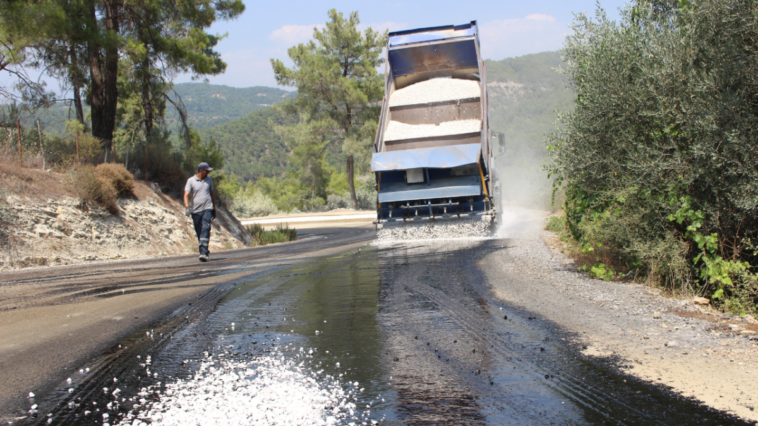 Büyükşehir'den Manavgat'ta asfalt seferberliği