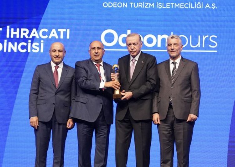 ODEON TOURS'A İHRACAT ŞAMPİYONLUĞU ÖDÜLÜ