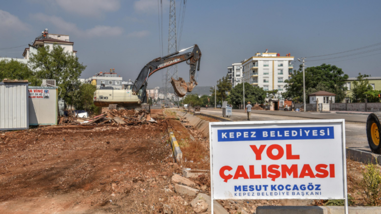 Kepez Belediyesi'nden Habipler Mahallesi'ne yol müjdesi