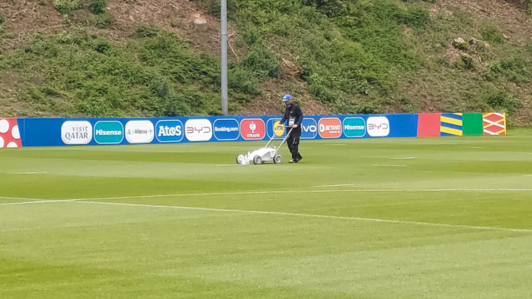 Milli takımın antrenman sahaları denetleniyor