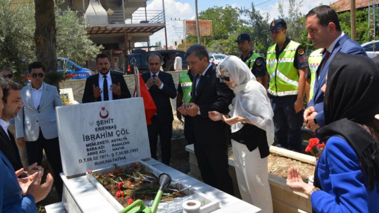 15 Temmuz şehidi Korkuteli'nde anıldı