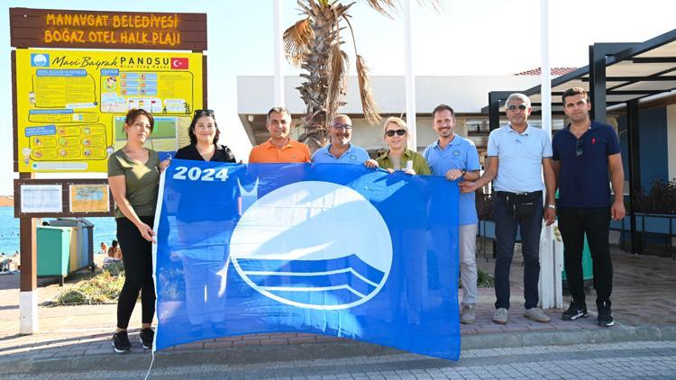 Boğaz Otel Plajında mavi bayrak göndere çekildi