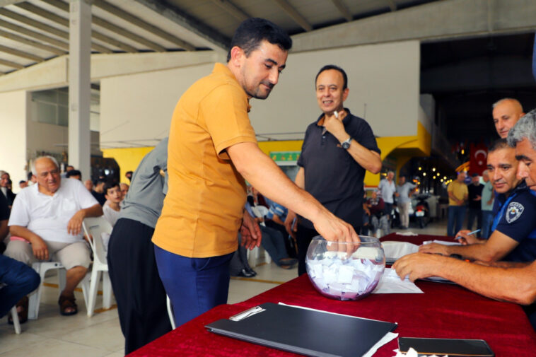 Alanya'da Cuma Pazarı eski yerine taşınıyor