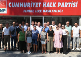 CHP Finike’de gençlik Alpaslan’a emanet