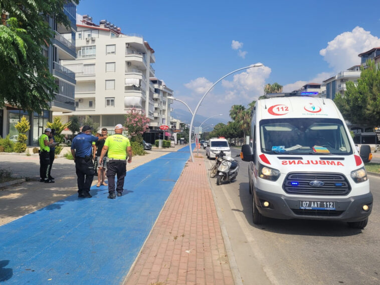 Gazipaşa da 2 motosiklet çarpıştı 1 kişi yaralandı