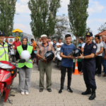 Köy yolunda her şey yolunda!