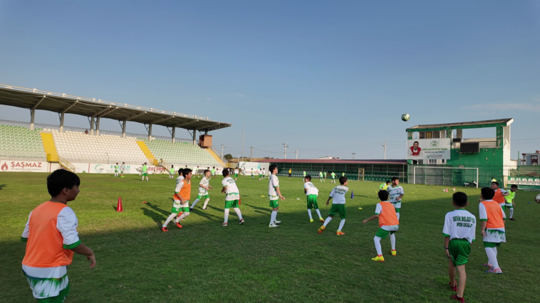 Serik'te yaz spor okullarına ilgi büyük