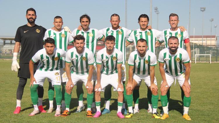 Serik Belediyespor, hazırlık maçını 3-0 kazandı