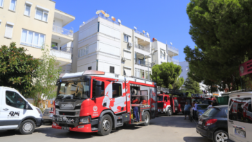 Antalya'da klimadan çıkan yangın paniğe neden oldu