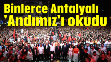 Binlerce Antalyalı, 'Andımız'ı okudu