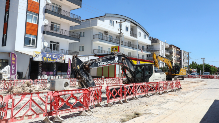 Döşemealtı'na 76 kilometrelik kanalizasyon şebekesi yapılıyor