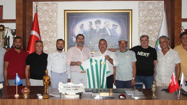 Serikspor heyeti ziyaretler yaptı