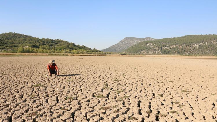 Eğirdirin beslediği Kovada Gölü de kuruyor