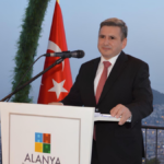 Alanya Üniversitesi'ne YÖK morali