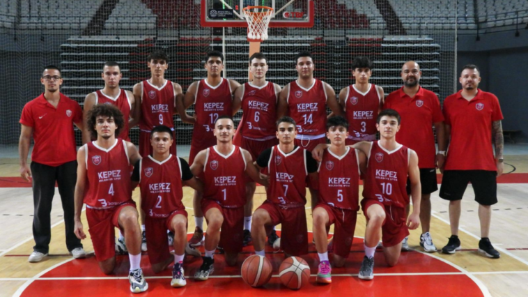 Kepez Belediyespor U18 potada farka koştu